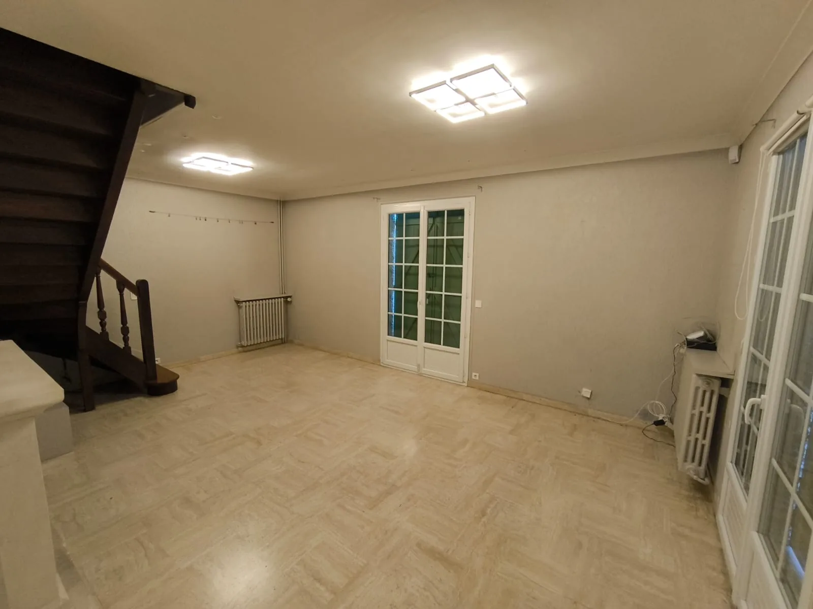 Rénovation intérieure lumineuse réalisée par Mc Renov’luxe